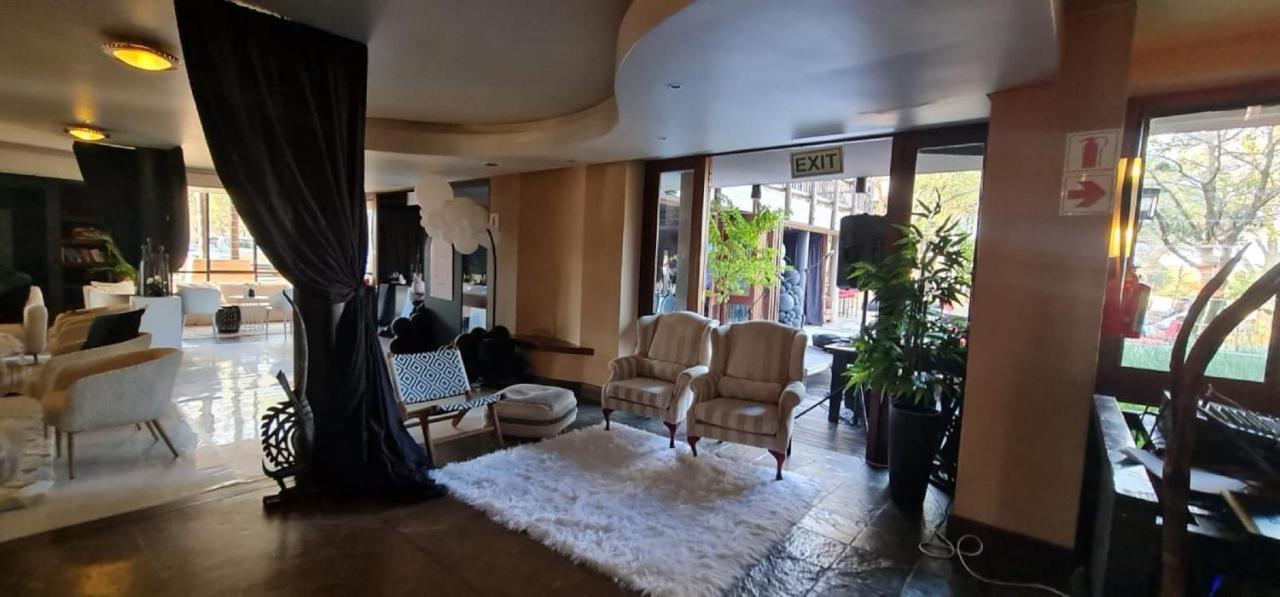 Zebula Boutique Hotel Mabula Game Reserve Luaran gambar